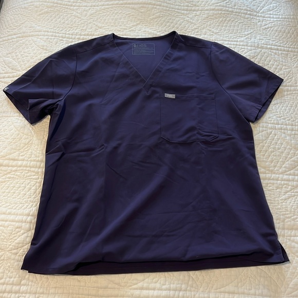 FIGS Women’s Catarina One-Pocket Scrub Top Size XL Purple Shadow - Picture 1 of 5